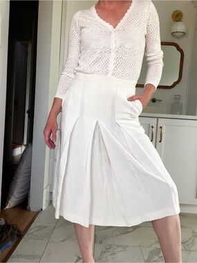 Evan Picone Vintage White Women's Skirt with pockets